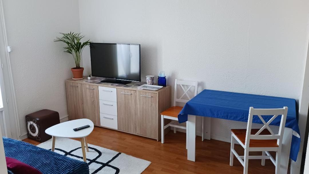 Appartement T2 Meuble Confort, Parking, Balcon,Pres Parc Des Expositions, Stades Perpignan Bagian luar foto